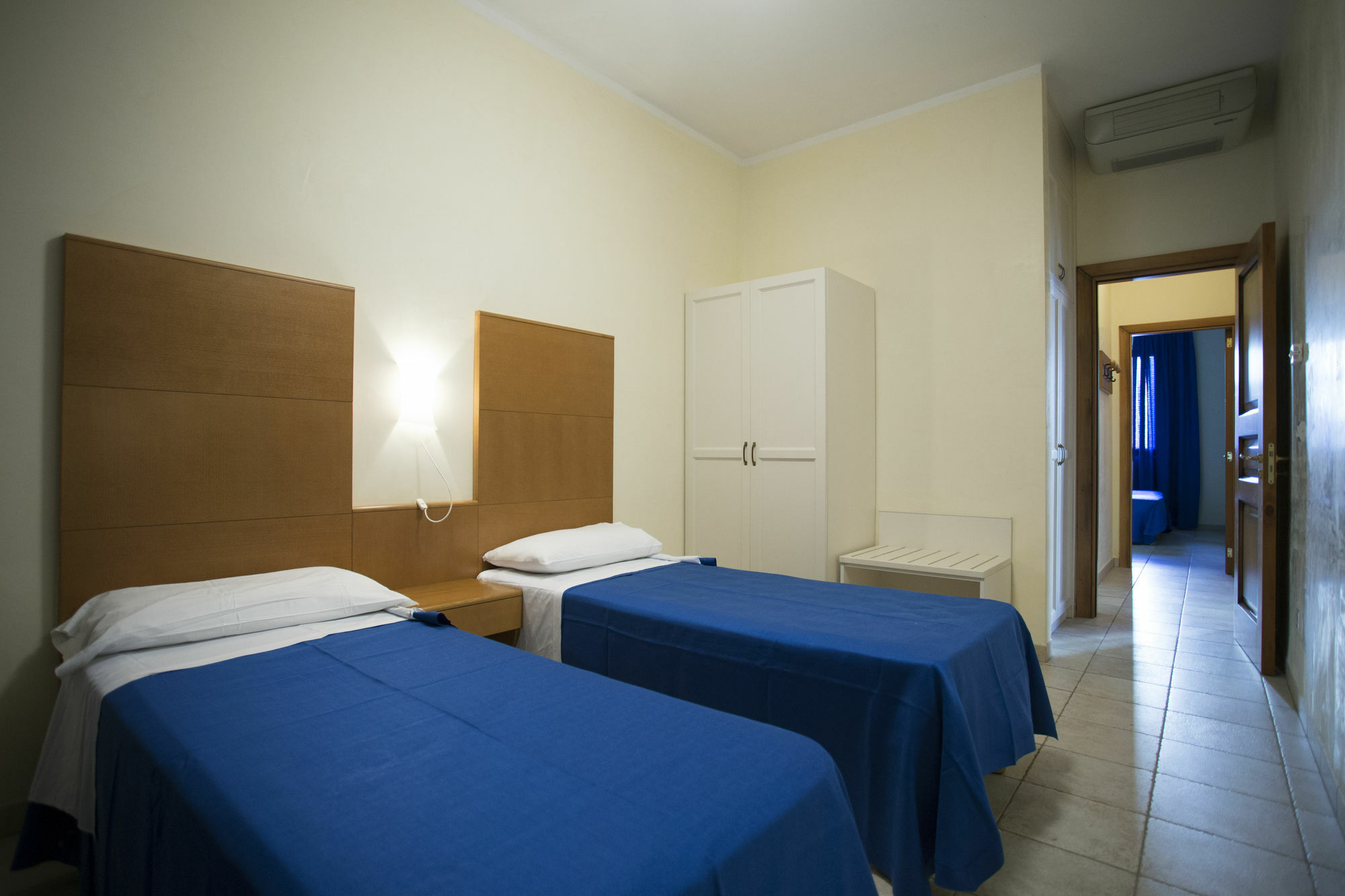 Hotel Resort Portoselvaggio Sant Isidoro  Kültér fotó